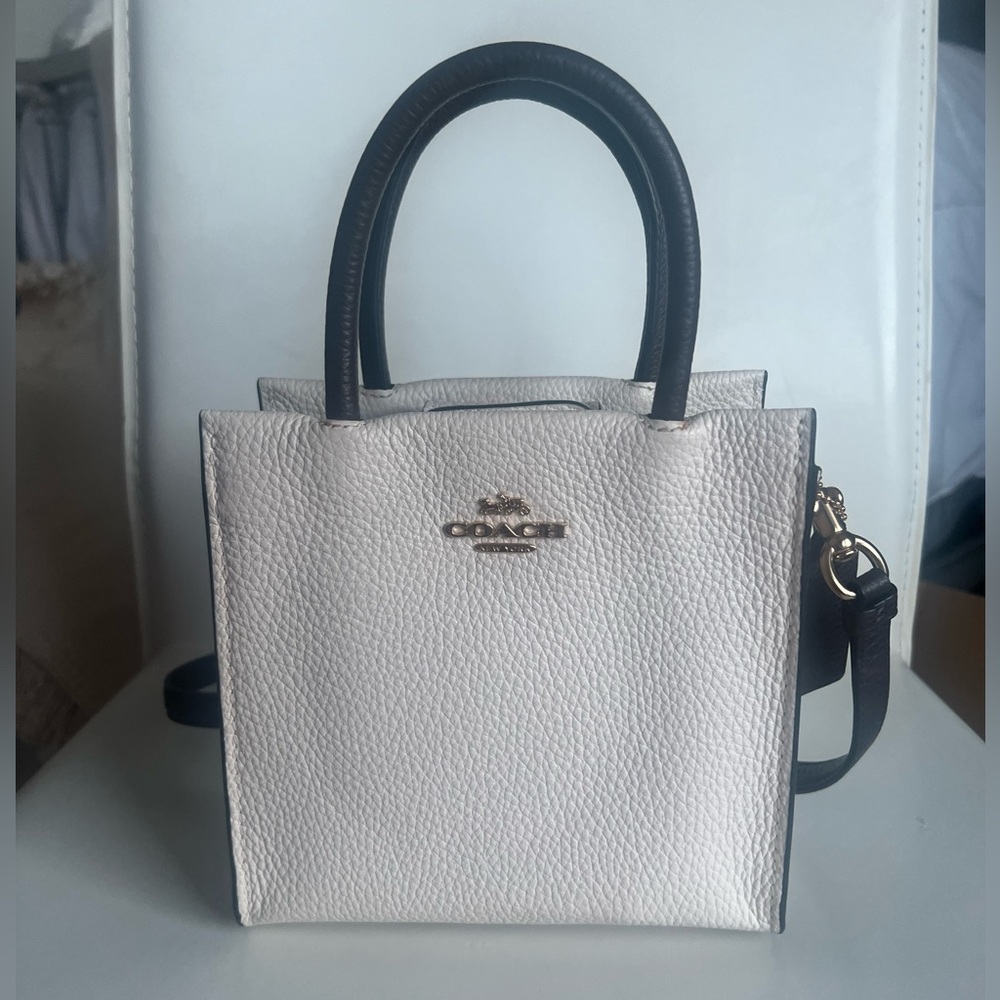 NEVER USED Coach Mini Cally Crossbody (Cream and Black)